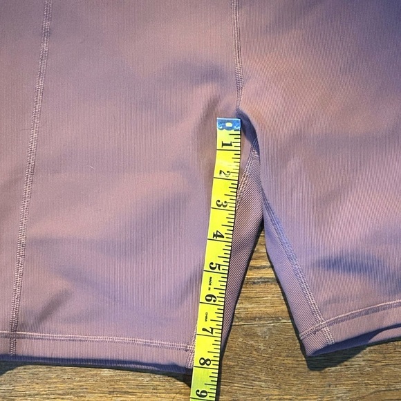 lululemon athletica Fast and Free High-Rise 8”Bike Shorts in Mauve, Sz 10 NEW! - Picture 2 of 10